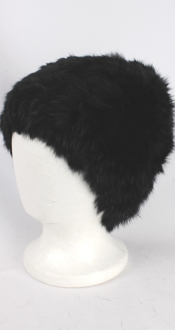 Warm winter fur beanie black Style: HS4420 BLK image 0